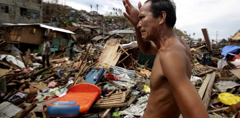 Hilfe für die Taifunopfer auf den Philippinen